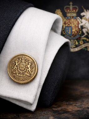 Genuine UK coin design cufflinks with the Royal Arms lion & unicorn crest +studs
